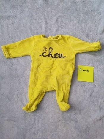 Pyjama jaune 1 mois