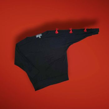 t-shirt noir nœud papillon rouge fille 10 ans