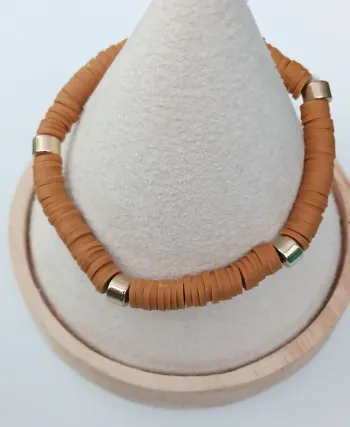 Bracelet perles Heishi – Tendance bohème été