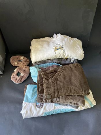 Don lot 6 mois hiver + veste et chausson