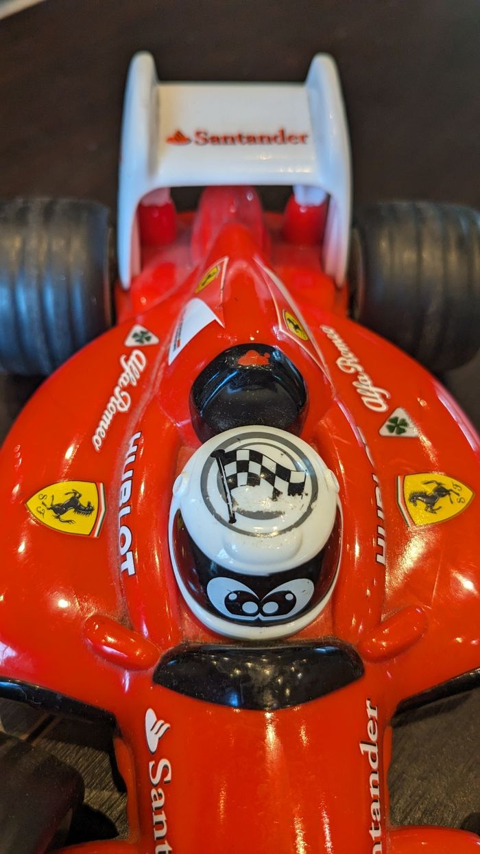 Voiture télécommandée - photo numéro 3