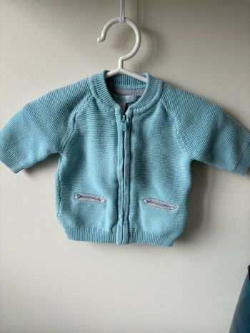 LOT VESTES