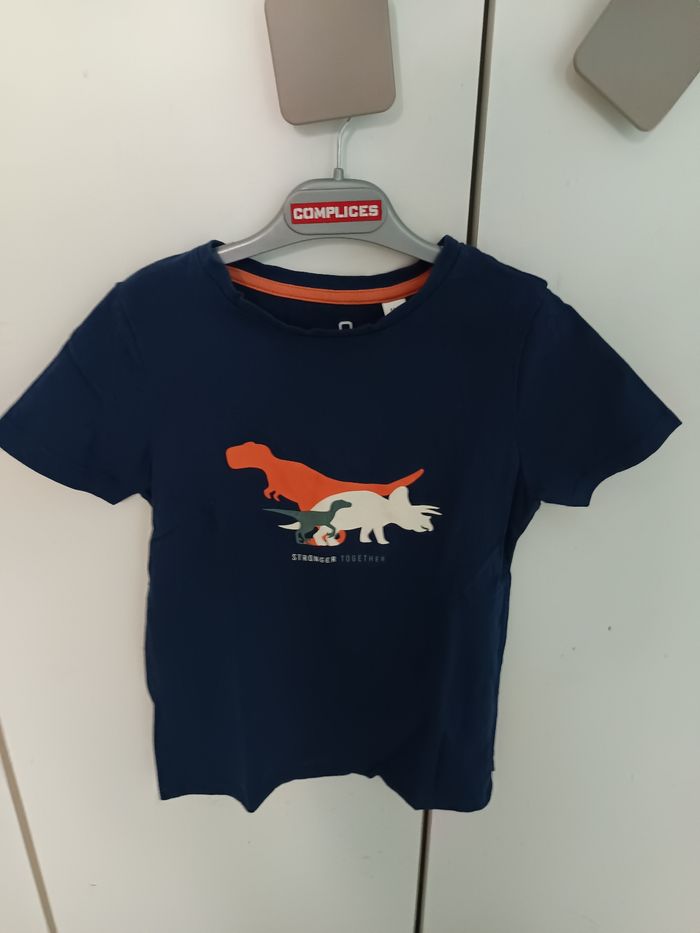 Lot tee shirt garçons 8ans - photo numéro 4