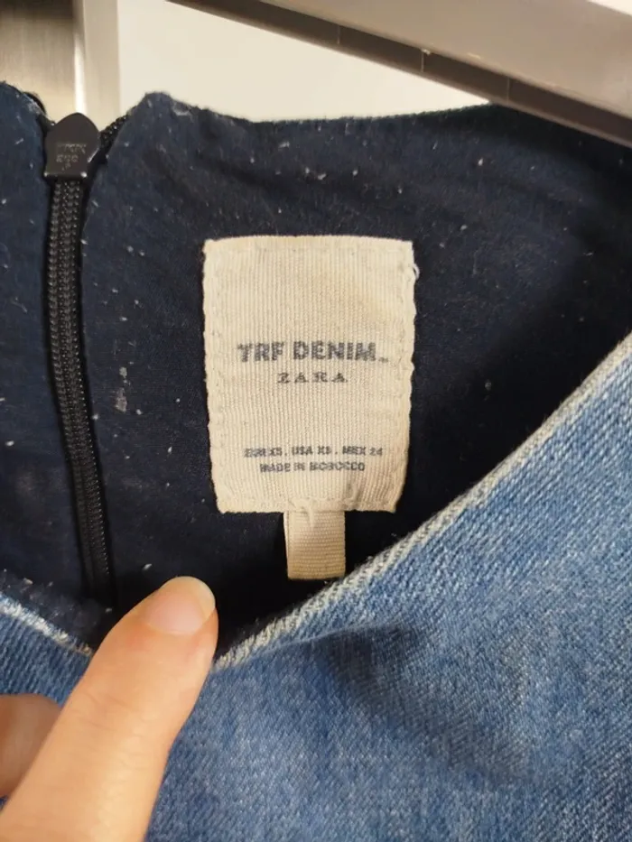 Robe courte en jean Zara TRF coupe droite col rond manches courtes - taille XS A1434 - photo numéro 2