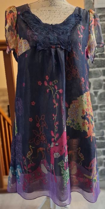 Robe de plage très transparente, fluide et légère imprimée multicolore