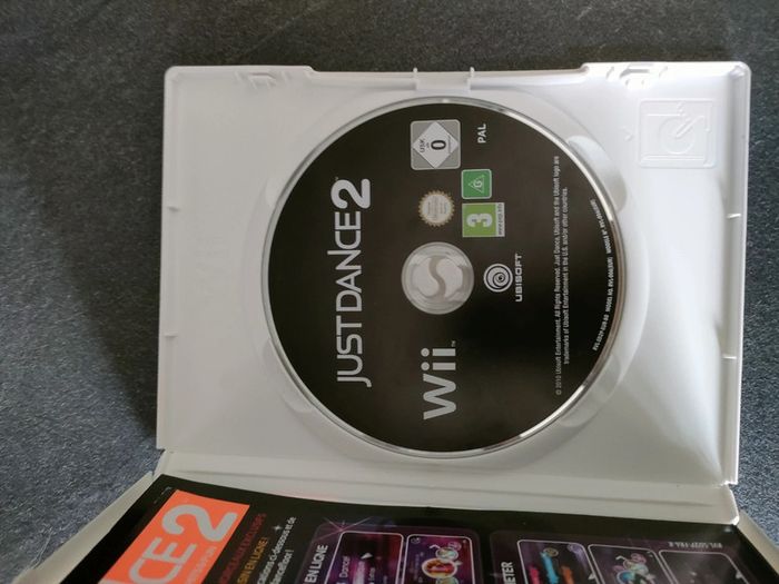 Jeu juste dance 2 wii - photo numéro 3