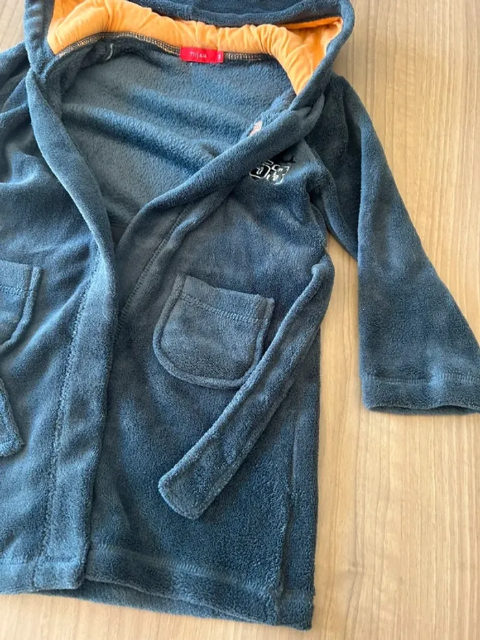 Magnifique peignoir tout doux tissaia 4 ans - photo numéro 3