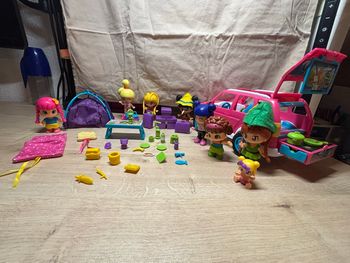 Gros lot Pinypon 8 figurines + coffret camping Van, tante + accessoires fournis avec la boîte