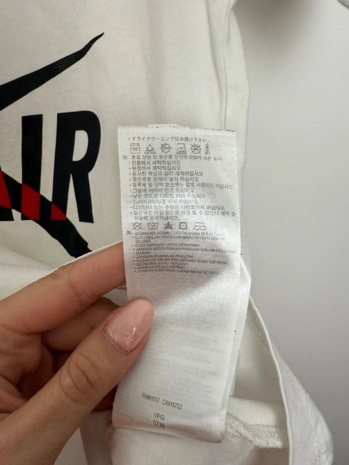 T-shirt Jordan Nike Air garçon 8-10 ans blanc super état - photo numéro 5