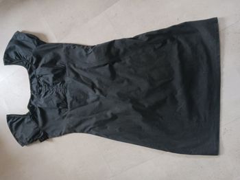 robe noire manches courtes taille 38