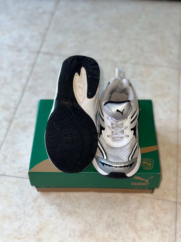 Baskets Puma blanche/grise/noire - photo numéro 5