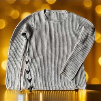 Superbe pull déco laçage filament doré