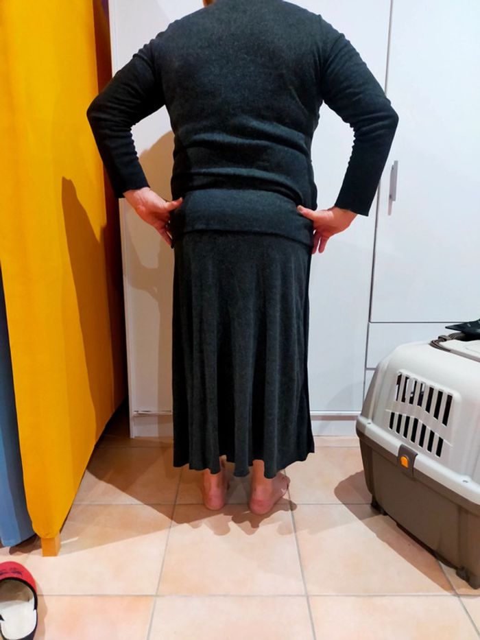 Ensemble jupe et tee shirt manche longue gris - photo numéro 3