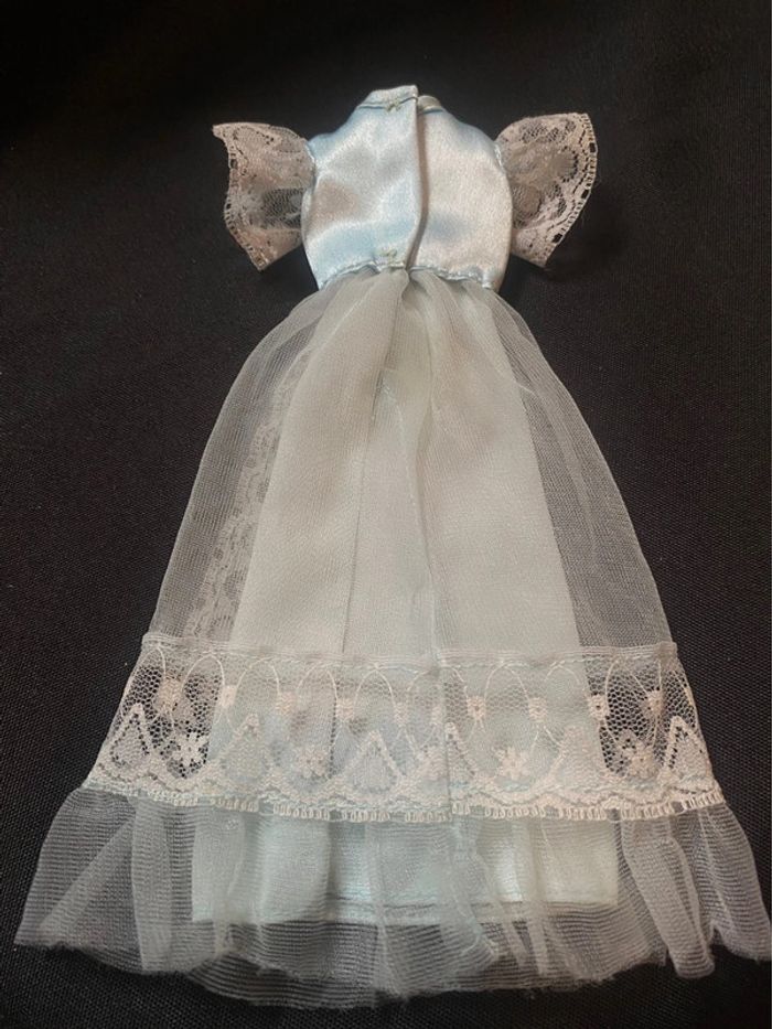 Robe bleu pâle barbie - photo numéro 7