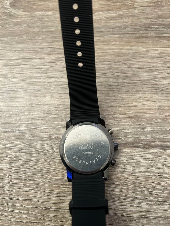 Montre Hugo Boss neuve jamais portée - photo numéro 7