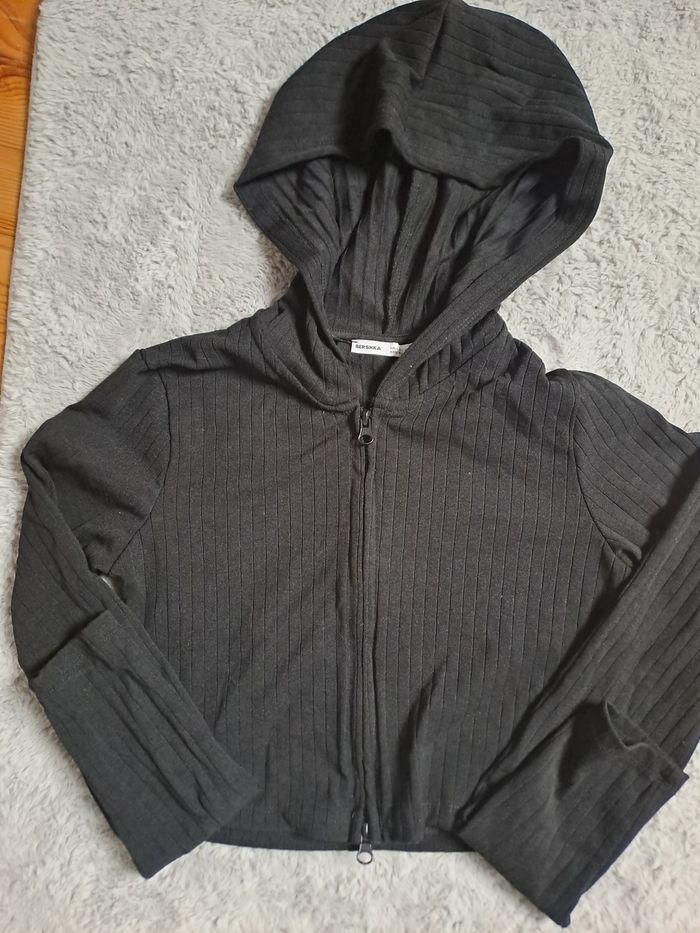 Gilet noir bershka femme taille L très bon état
