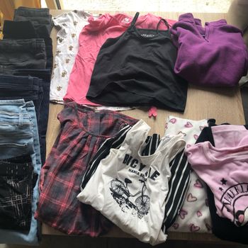 Lot de 14 vêtements filles 10 ans