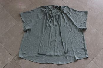 H&M - Blouse à manches courtes avec liens à nouer