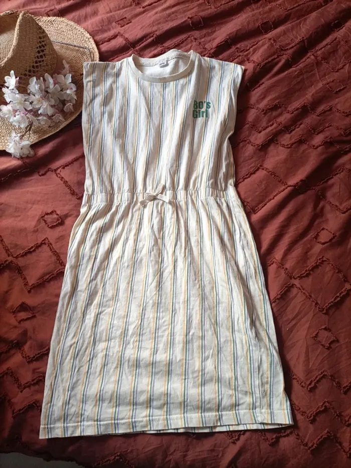 Jolie robe Zeeman 13 ans - photo numéro 2