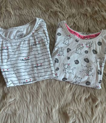 Lot de 2 tshirt Minnie et Marie Disney 6 ans
