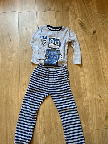 Pyjama robot