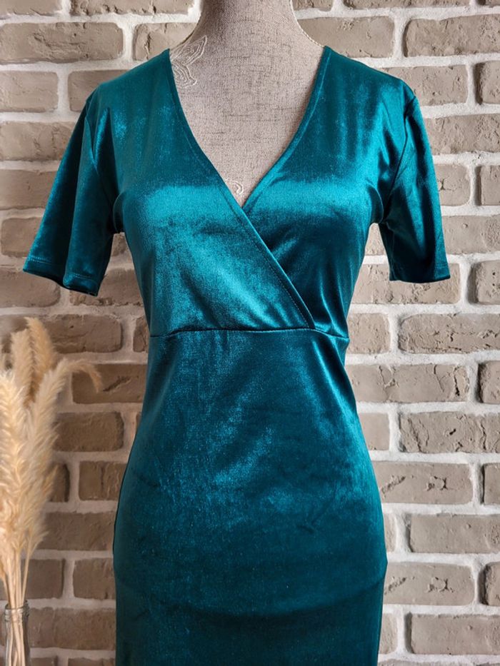 Robe en velours vert émeraude Zara - photo numéro 2