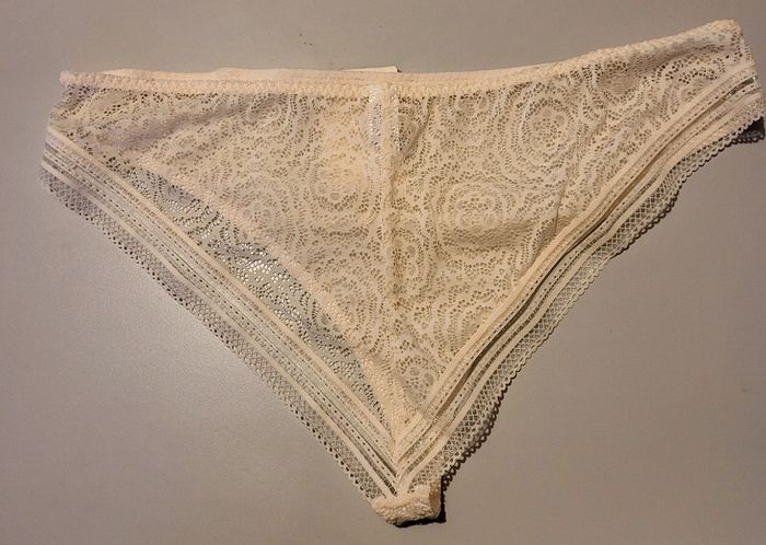 🪷 Culotte échancré neuve 50/52 🪷 - photo numéro 2