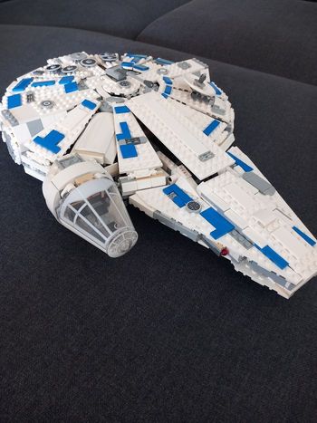 LEGO 75212 faucon millenium