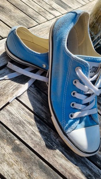 Basket basse bleu Converse T37  sympa