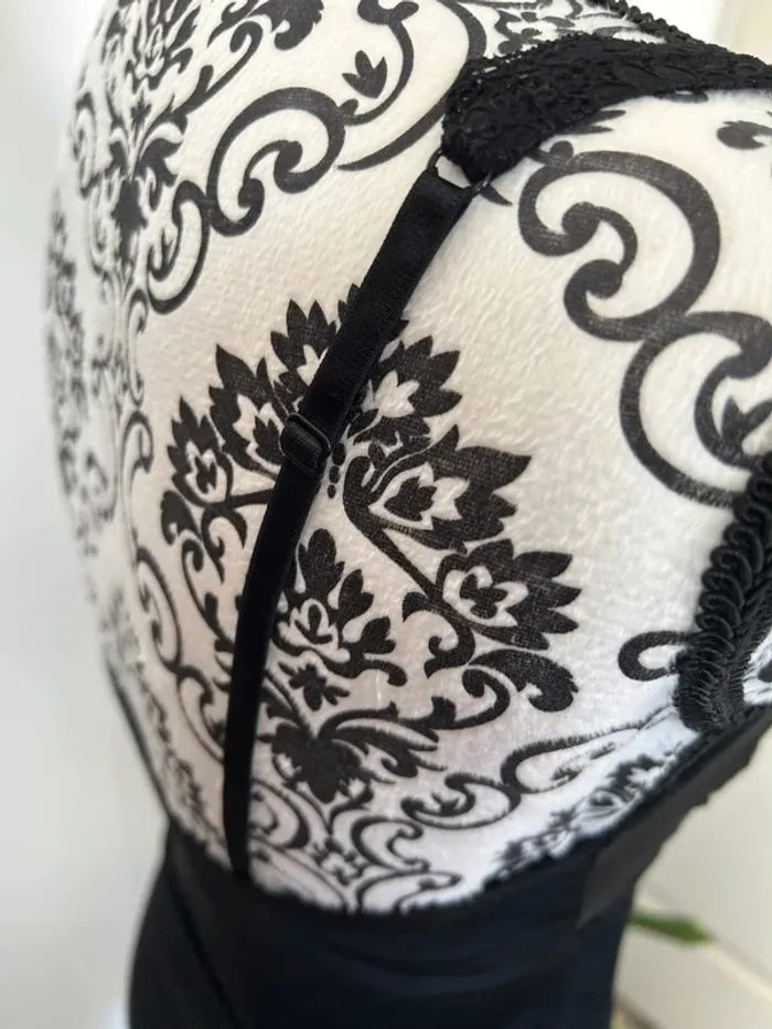 Secret Possessions Nuisette noire – Taille 36 – Très bon état - photo numéro 3