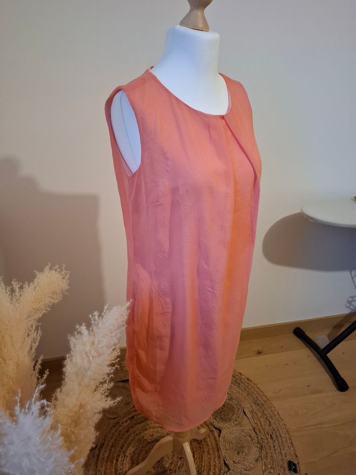 Robe fluide à motifs rose/corail LC Waikiki taille M 38 - photo numéro 6