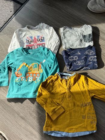 Lot 5 tshirts manches longues 24 mois