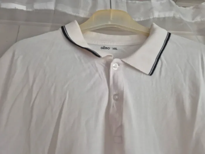 Polo blanc - photo numéro 3