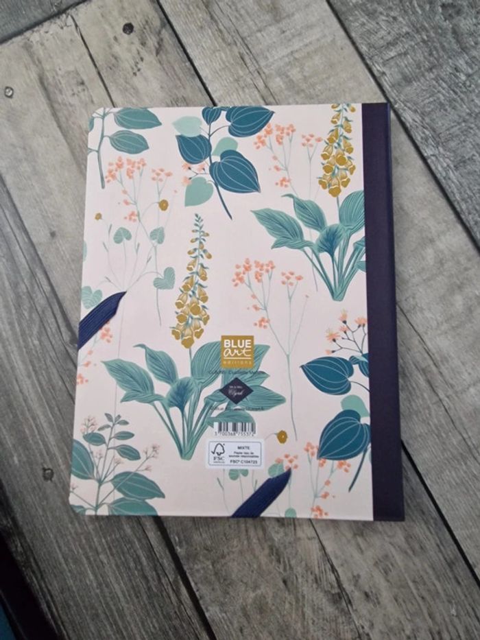 Grand Carnet - photo numéro 2