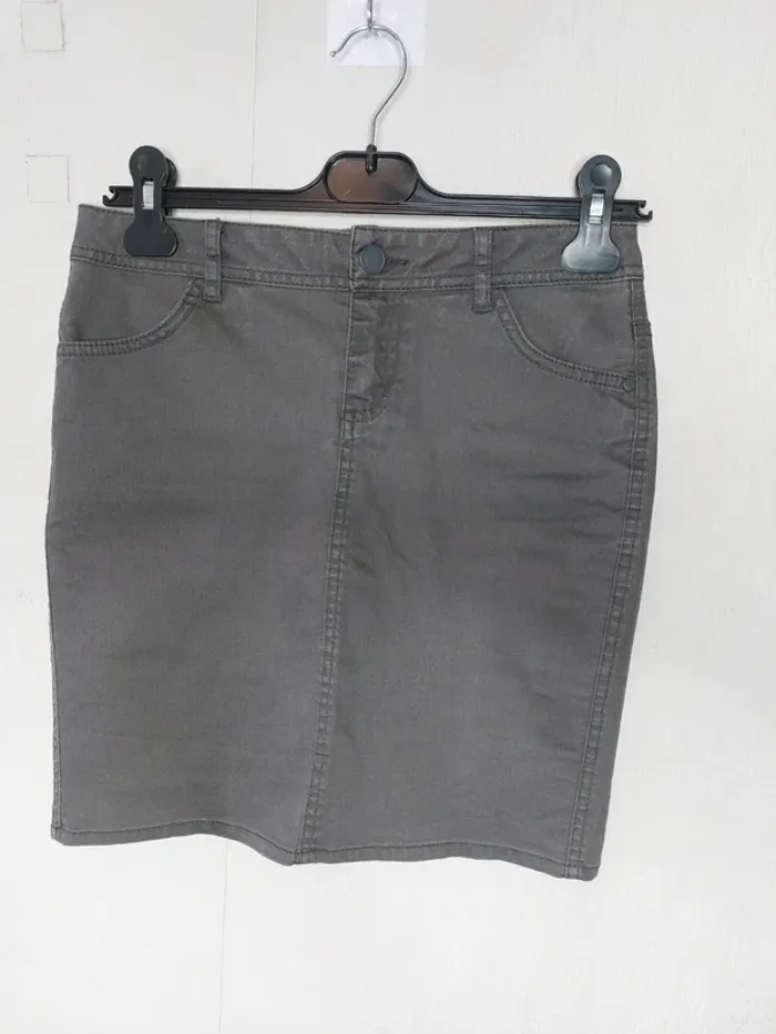 Mini jupe gris "Camaïeu" - photo numéro 2