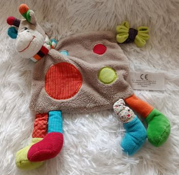 Doudou plat girafe grise - Cercles multicolore - simba
