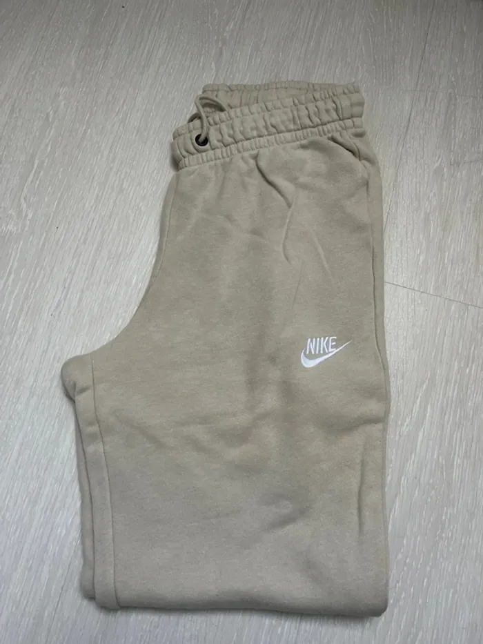 Ensemble Nike - photo numéro 3
