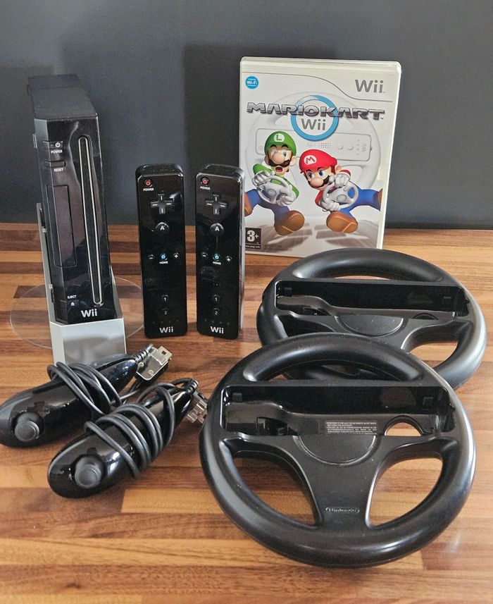Nintendo wii noir - Pack Mario Kart - Très Bon état - photo numéro 1