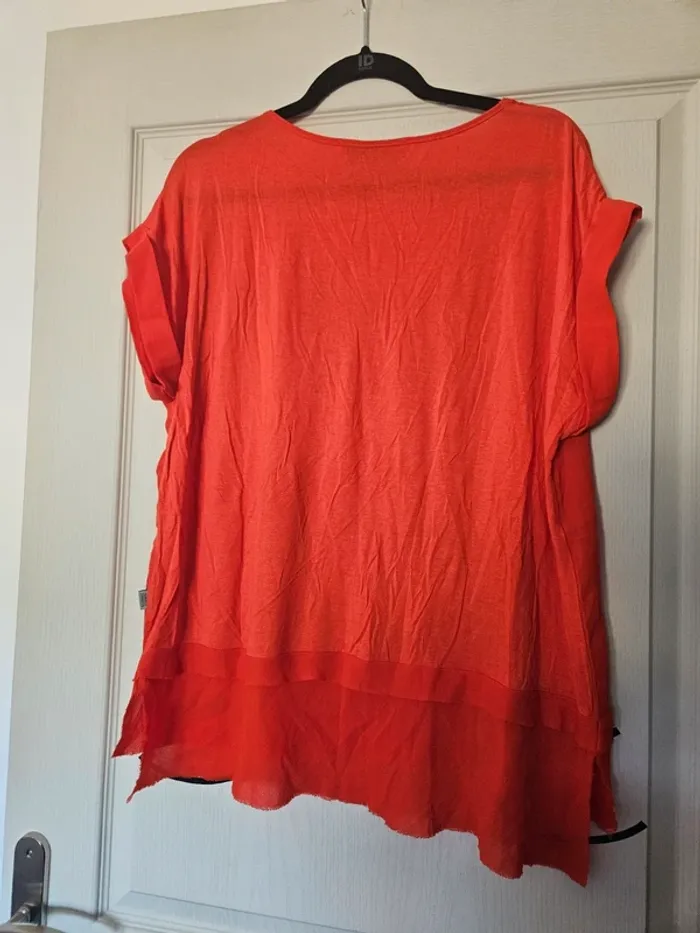 T-shirt Rouge Manches Courtes Taille 46 Roberto Torreta - photo numéro 2