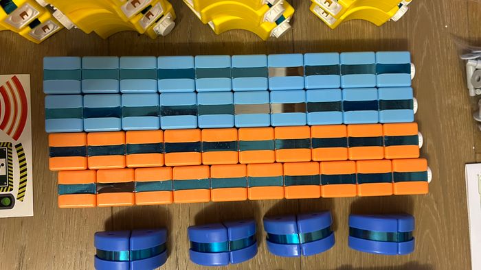 Kit de train électrique magnétique flexible Clickrail 81 pièces - photo numéro 6