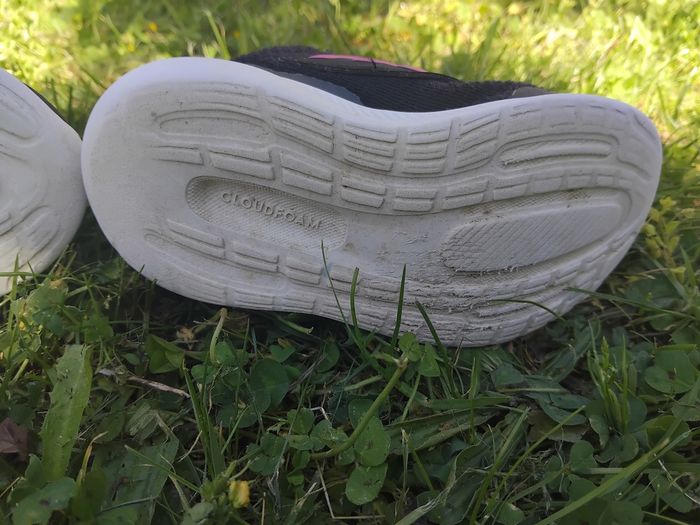 Très jolies basket Adidas noir et rose taille 23 - photo numéro 10