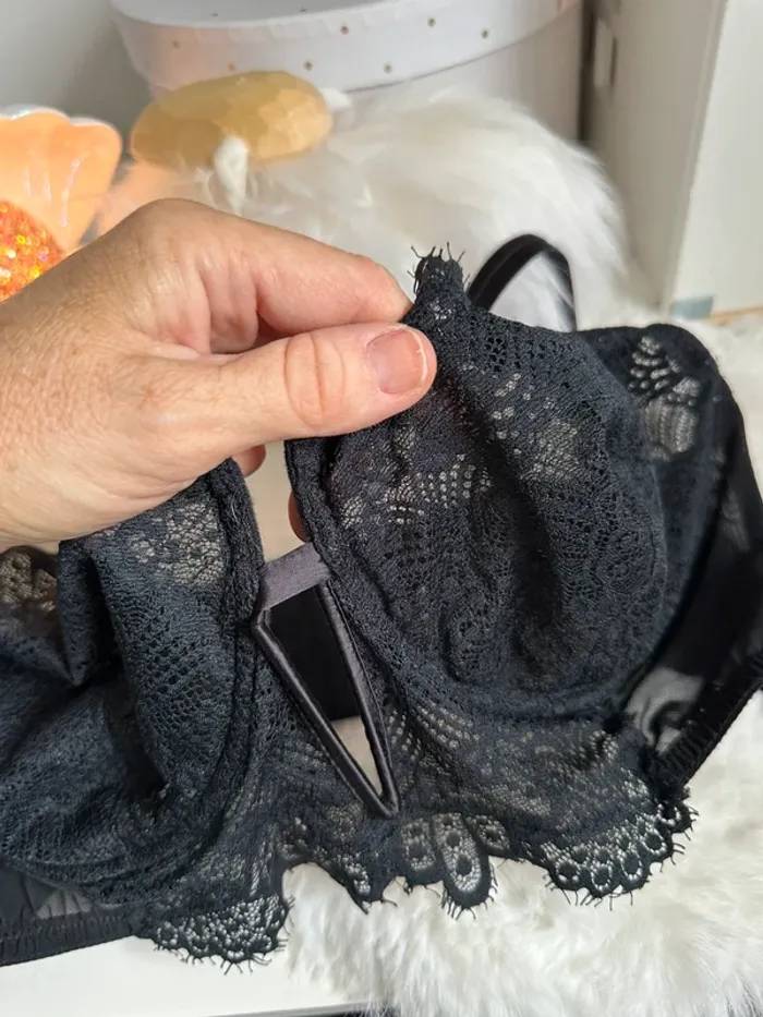 Soutien gorge dentelle / grande bande maintien - photo numéro 7