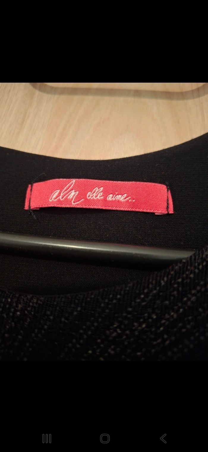 Robe noire à paillettes - photo numéro 4