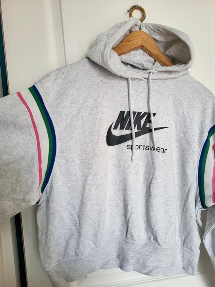 Sweat à capuche Nike taille S comme neuf ! - photo numéro 3