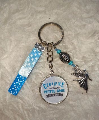 Cadeau petite amie, porte clé message bijoux de sac " meilleure petite amie du monde"