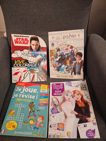 Lot 4 magazines