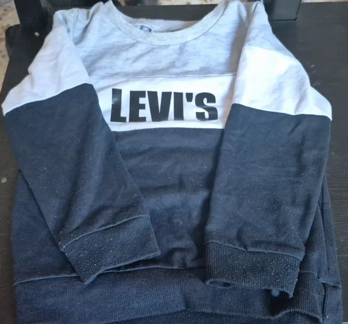 Pull Levi's