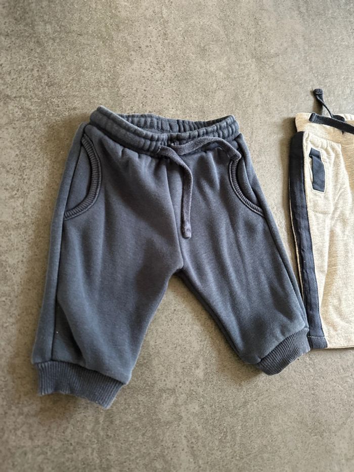 2 joggings - photo numéro 3