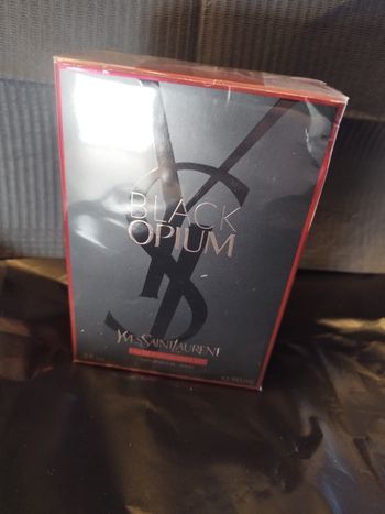 Black Opium Over Red - YSL 90 ml