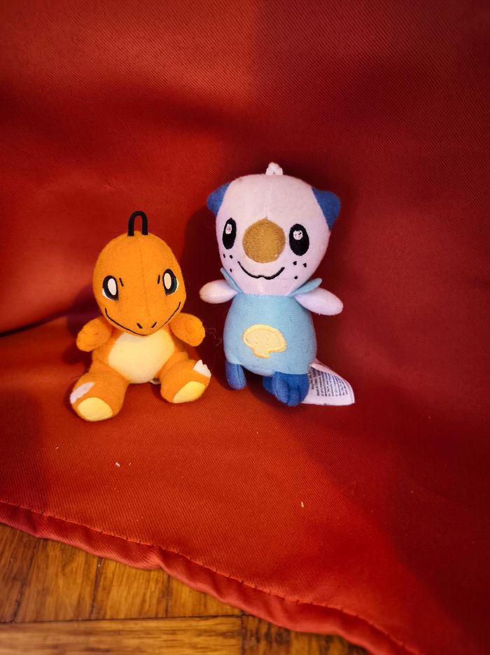 Porté clé Moustillon+ petite peluche Salamèche Pokemon